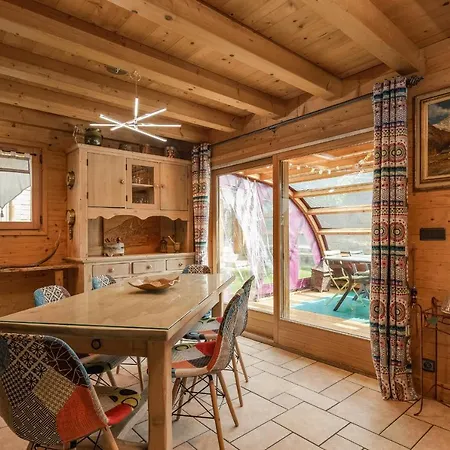 Domek alpejski Chalet Le Sarpe