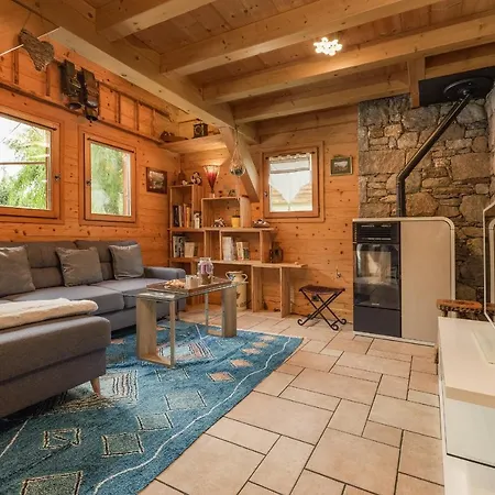 Domek alpejski Chalet Le Sarpe *